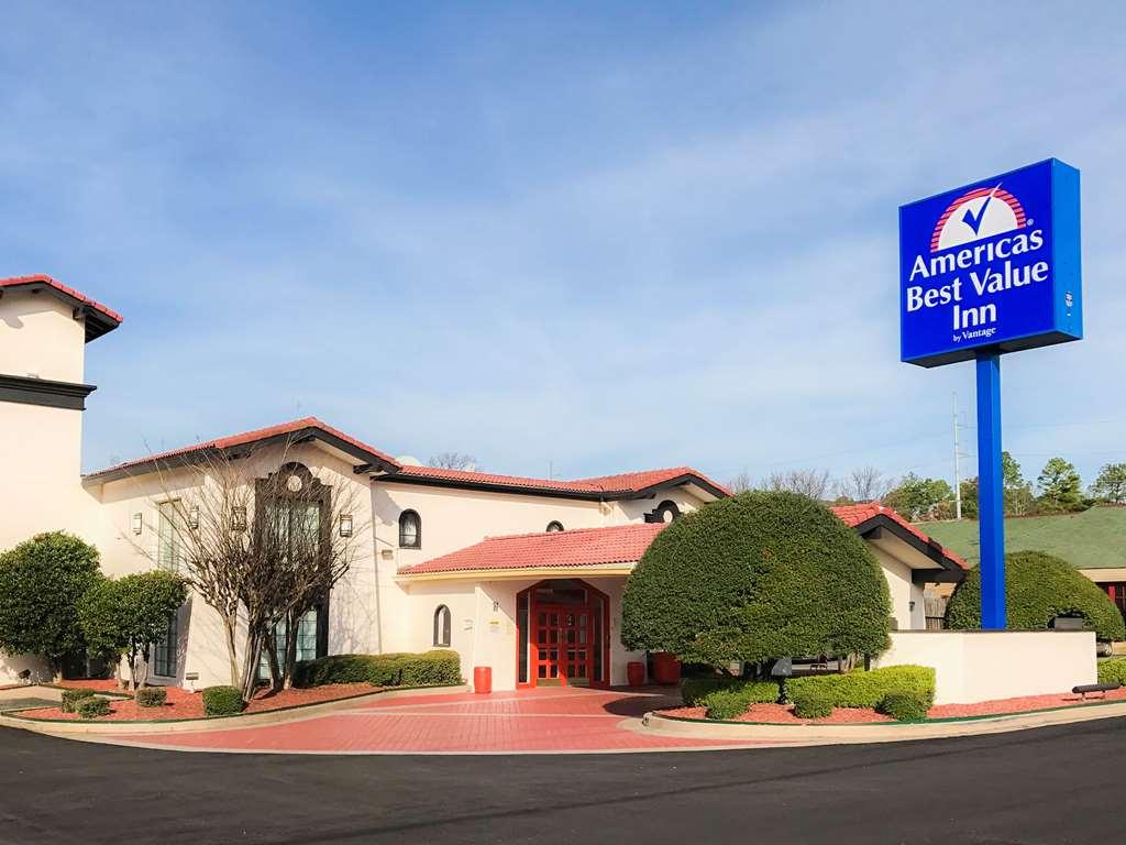 Budget Host Inn- Medical Center 2*