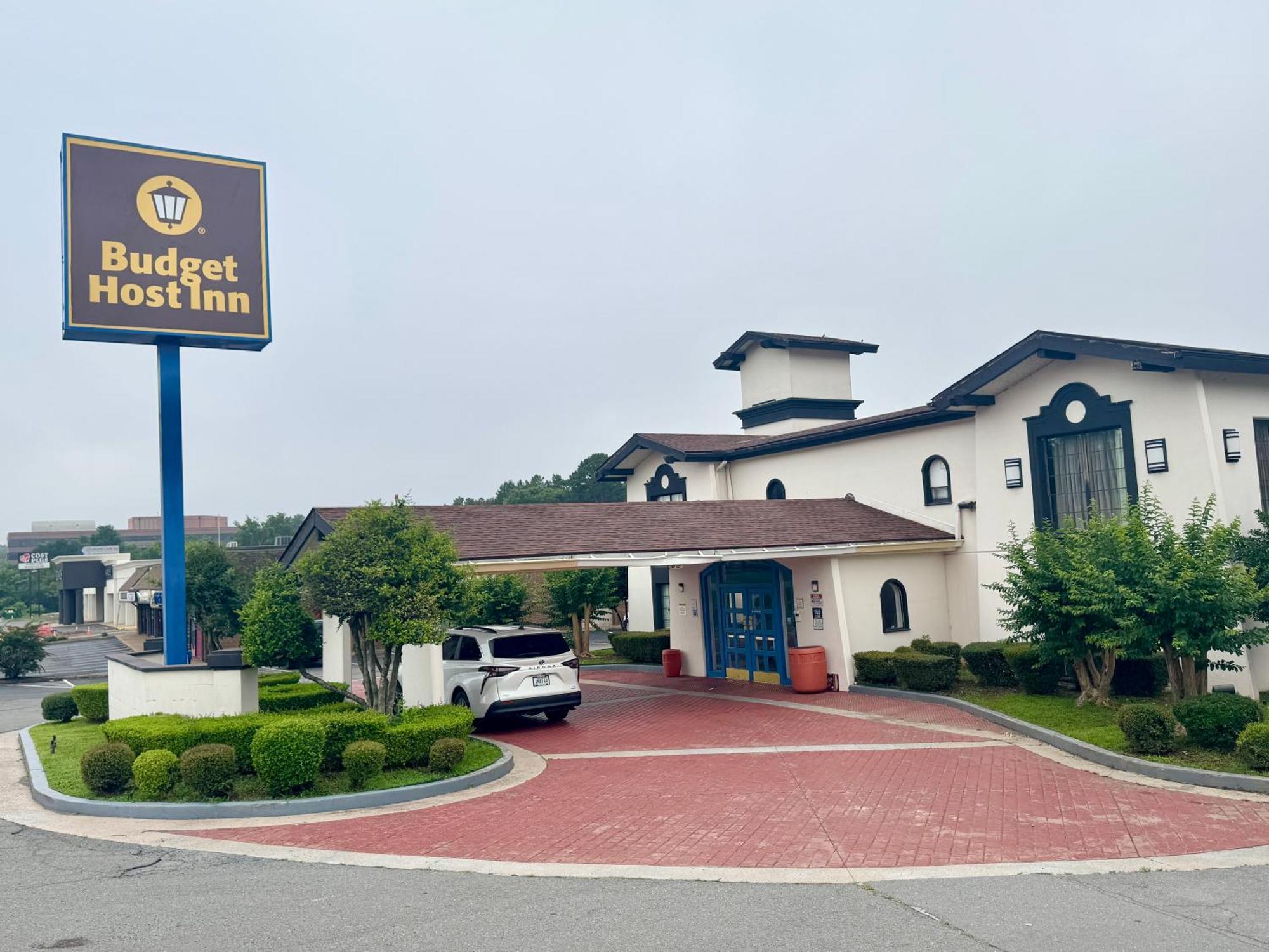 Budget Host Inn- Medical Center Hotel