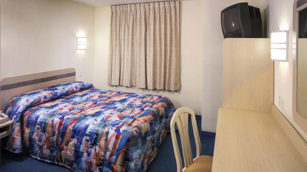 Budget Host Inn- Medical Center Hotel 2*